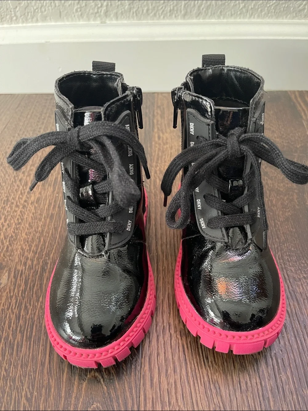 DKNY Toddler Girls Carrie Combat Zipper Closure Lace-Up Boots size 7 toddler